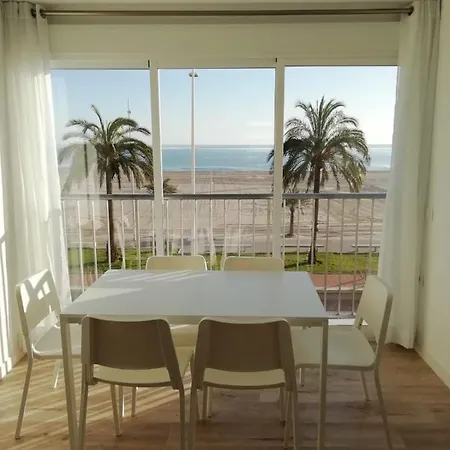 Infante Ii Primera Linea Solo Familias Playa de Gandia